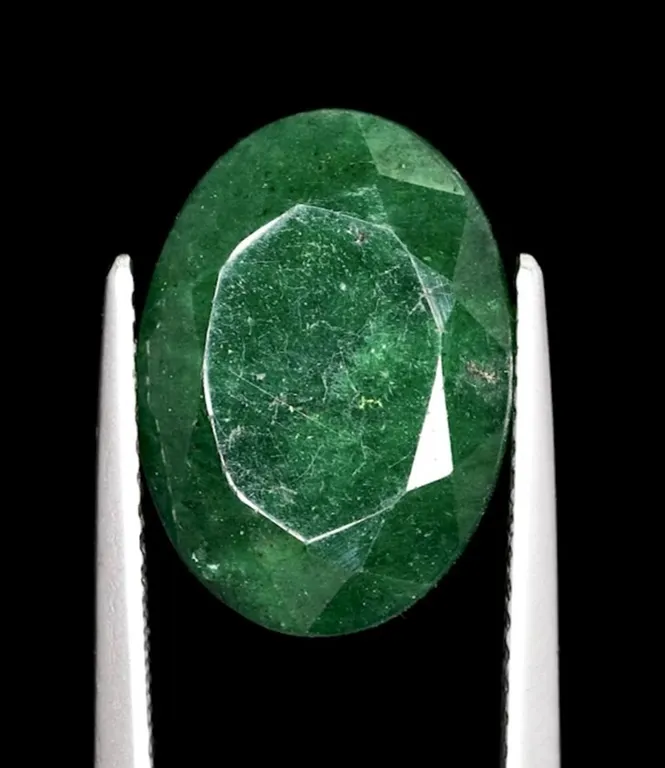 5.55 ct Certified Colombian Emerald gemstone ($8,325 Appraisal)