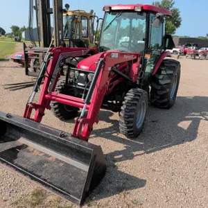 2018 MAHINDRA 2565 TRACTOR WITH LOADER