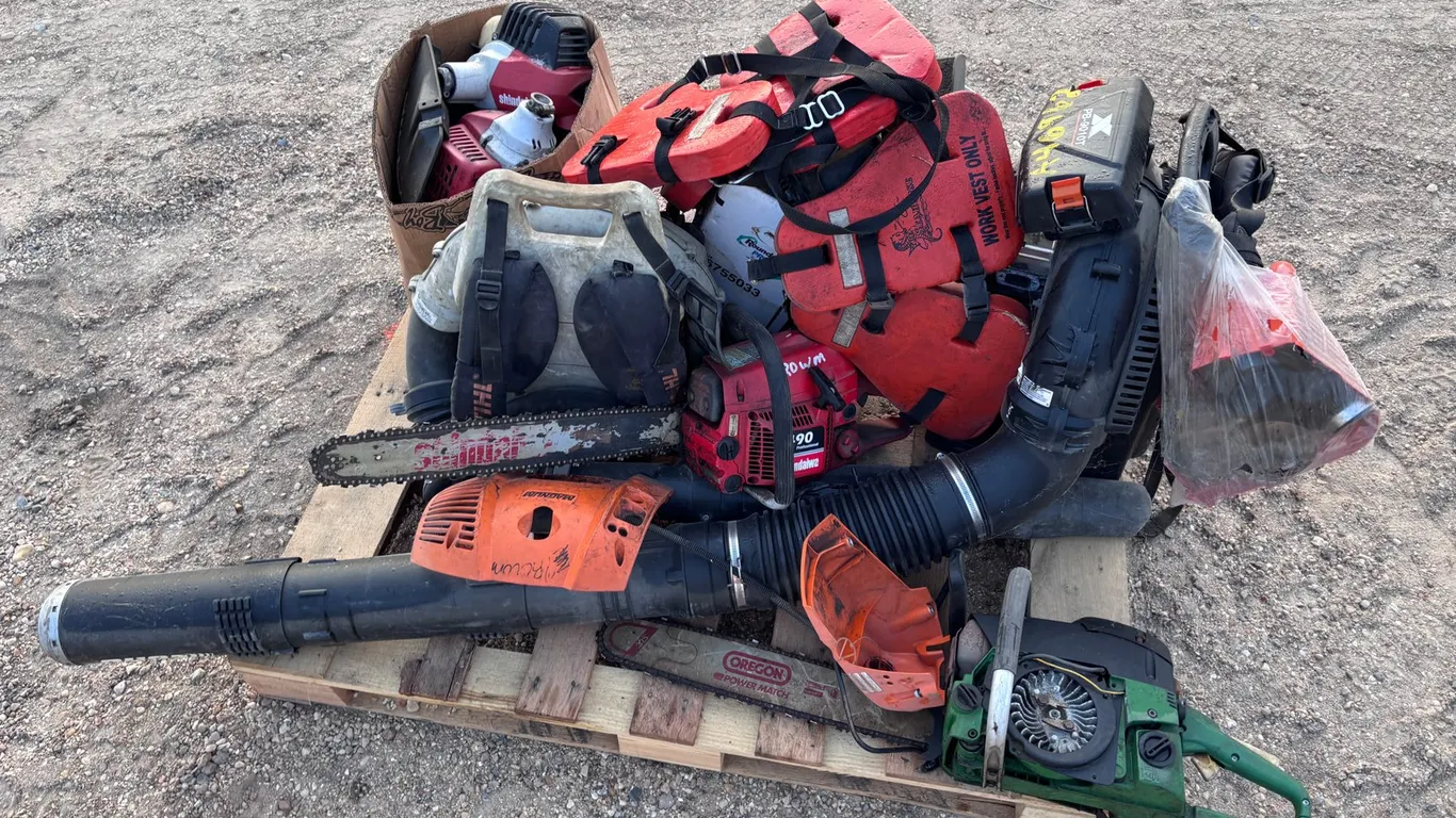 BLOWERS AND CHAINSAWS