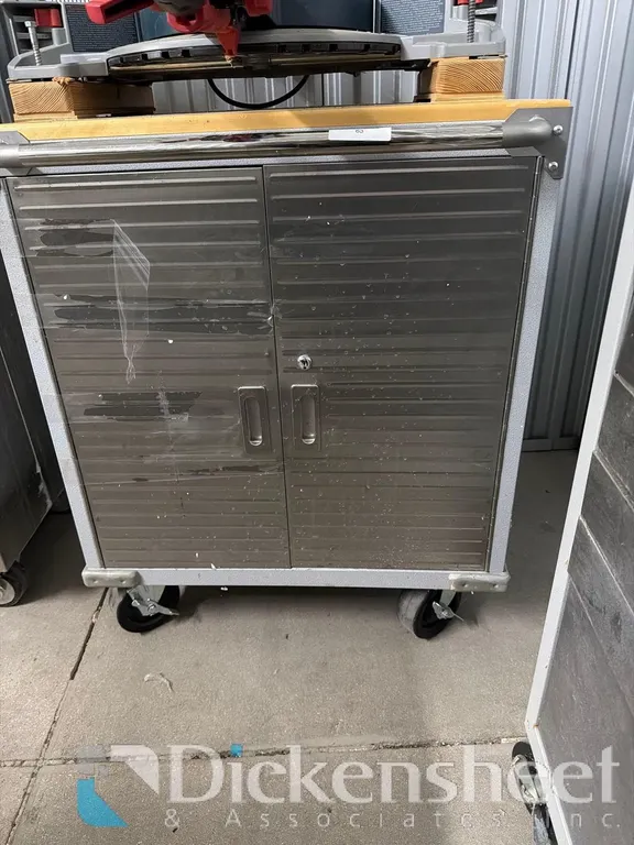 WOOD TOP DOUBLE-DOOR ROLLING TOOL BOX