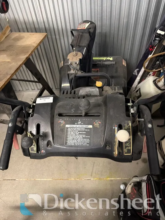 POULAN 10.5 HP SNOWBLOWER