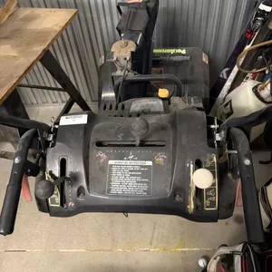 POULAN 10.5 HP SNOWBLOWER