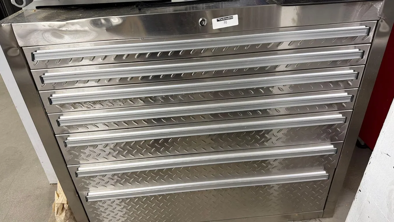 ROLLING TOOL BOX, SEVEN-DRAWER