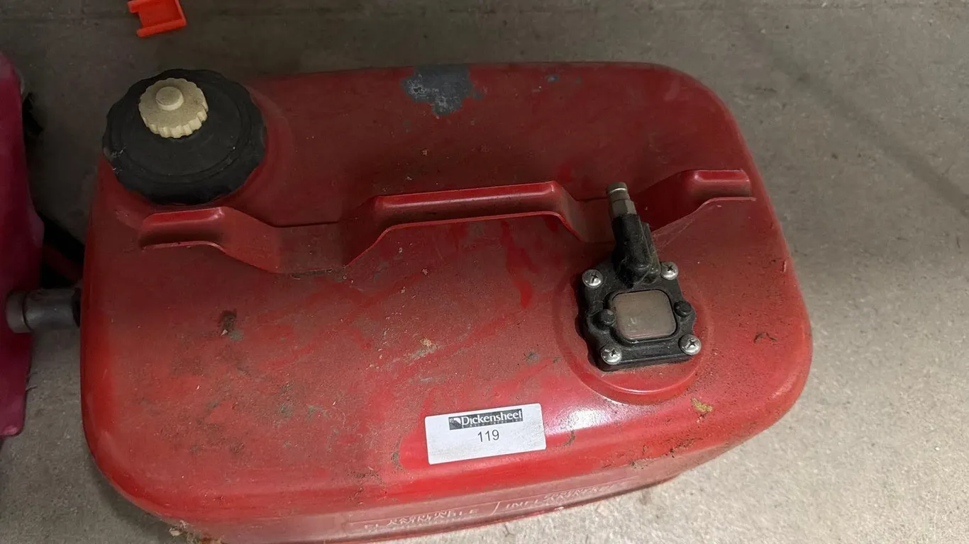 BOAT GAS CAN