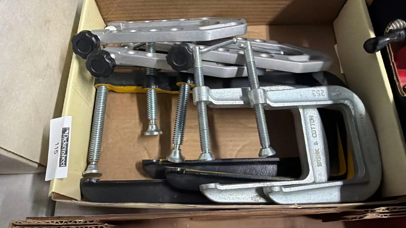LOT OF C CLAMPS