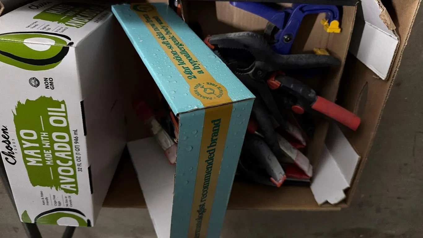 ASSORTED CLAMPS LOT