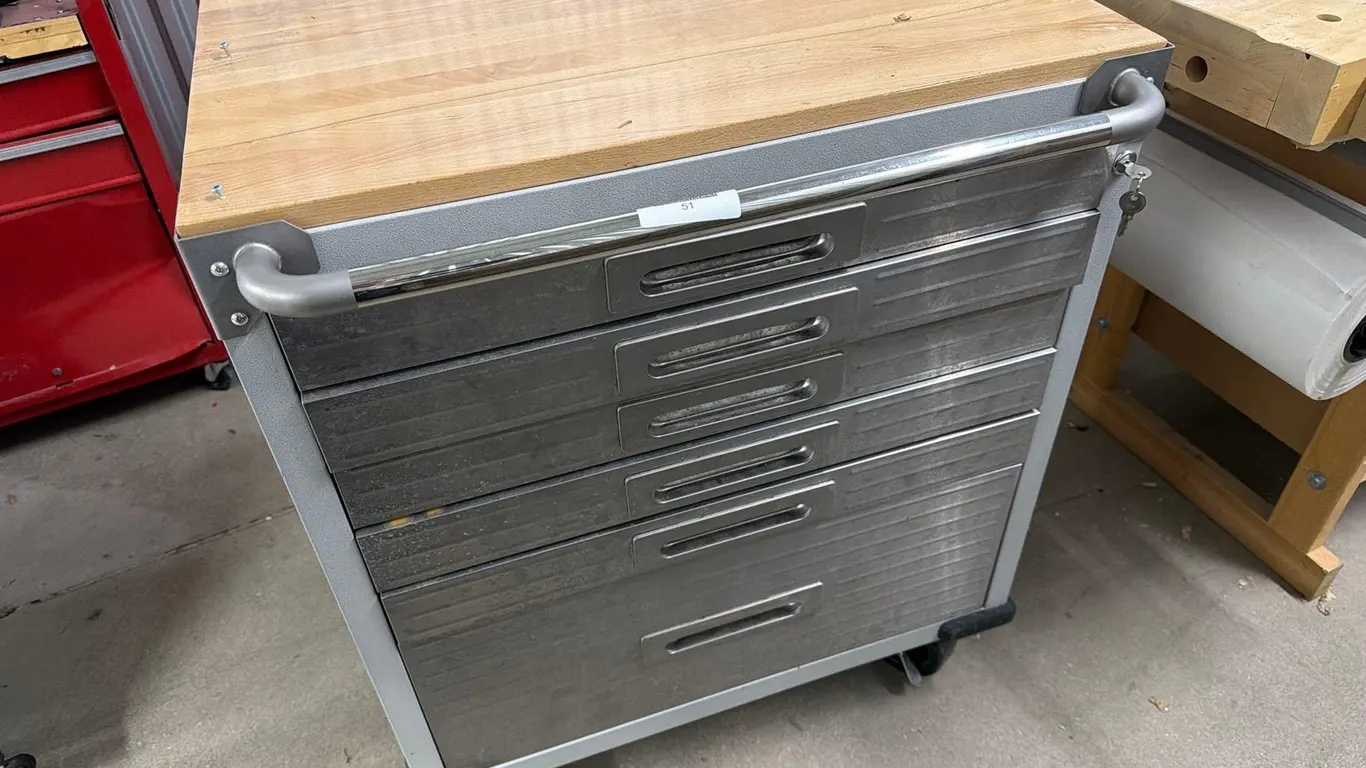 WOOD TOP ROLLING TOOL BOX