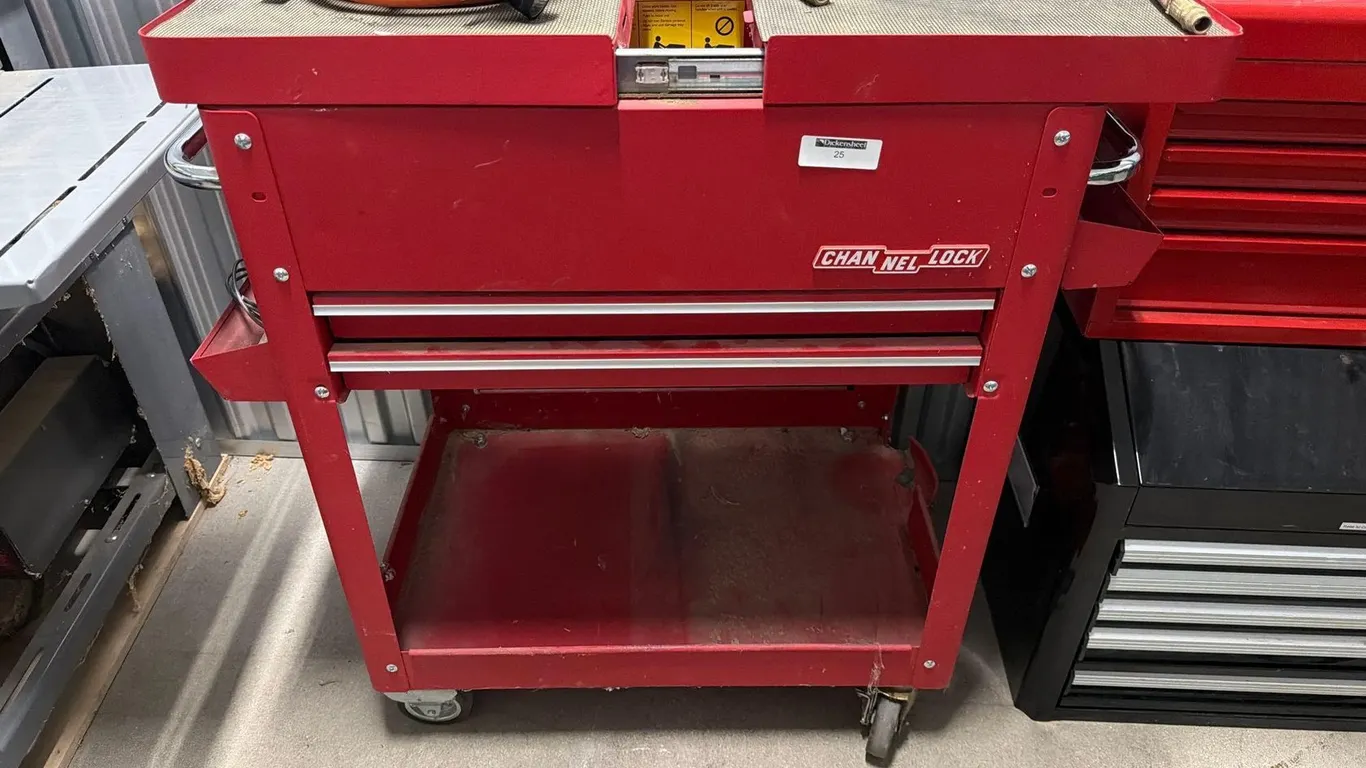 CHANNEL LOCK ROLLING TOOL CART