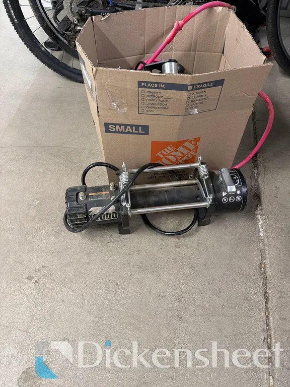 BADLANDS 12000 WINCH