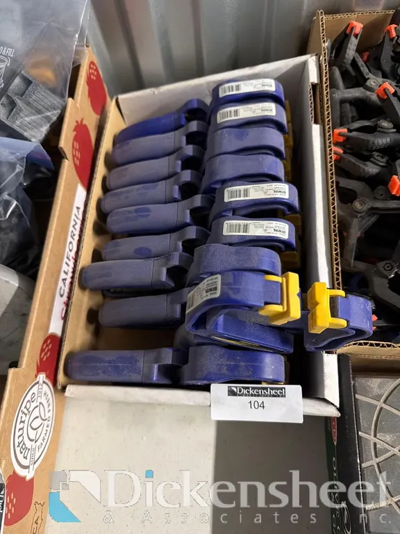 QUICK RELEASE CLAMPS