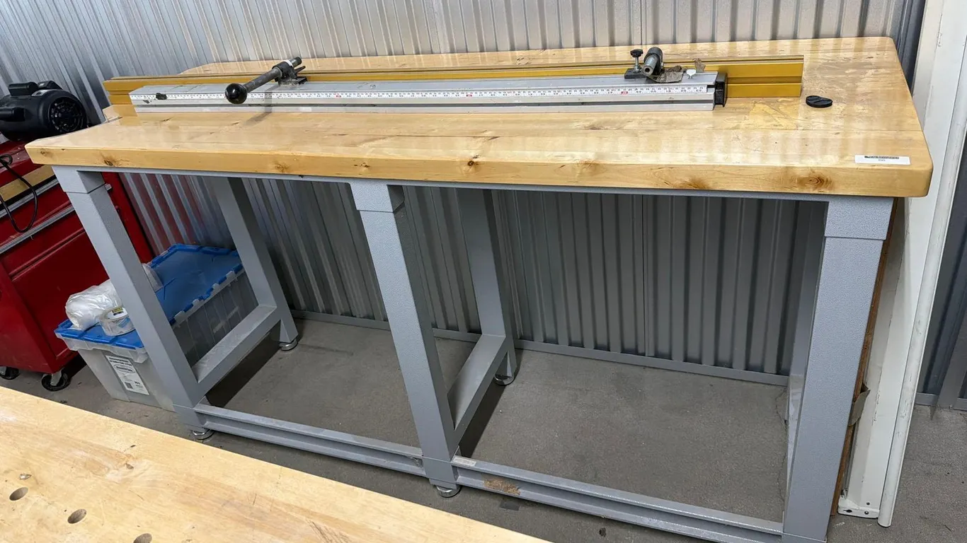BUTCHER BLOCK TABLE / BENCH