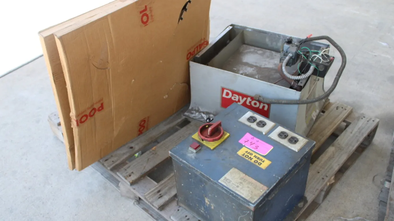 Dayton Heater, Water Heater, and Transformer Disconnect