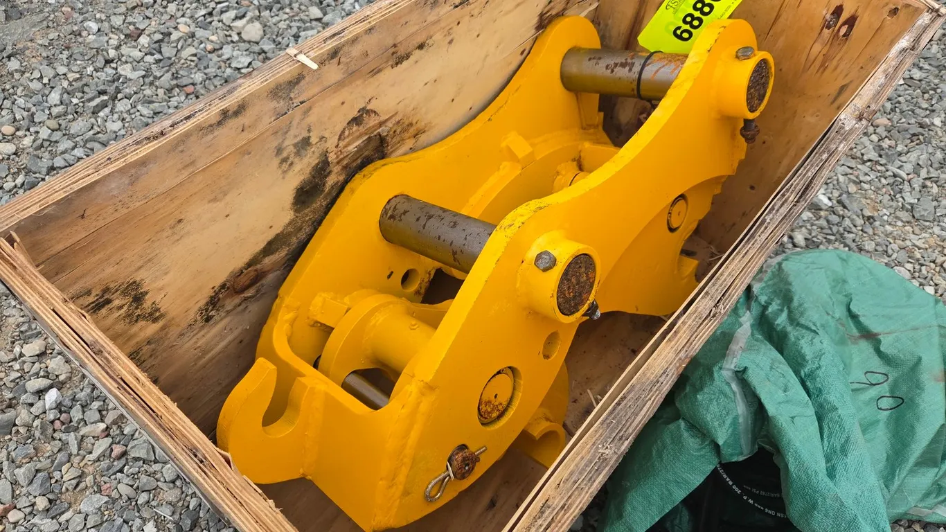 Unused AGT Mini Excavator Quick Attach Coupler