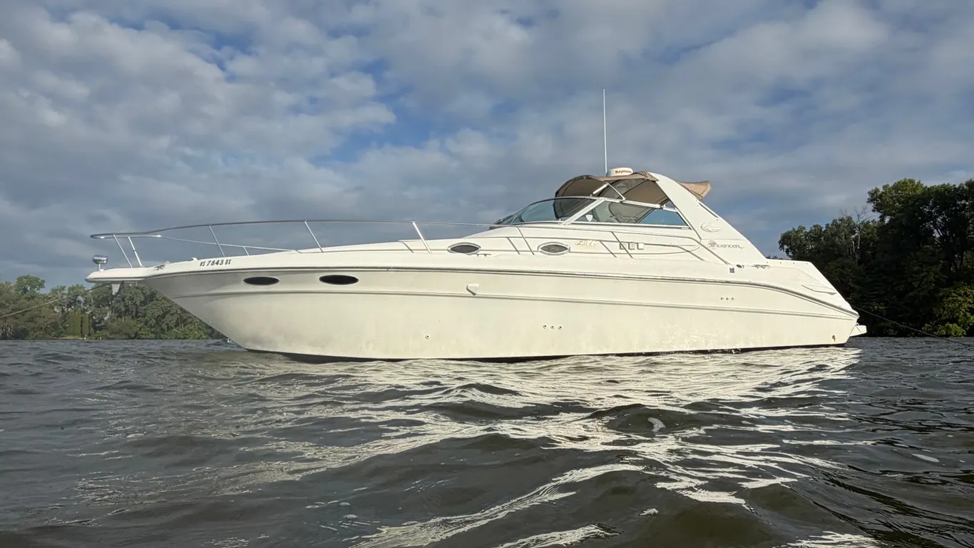 1996 Sea Ray 330DA Sun Dancer Sport Cruiser Boat