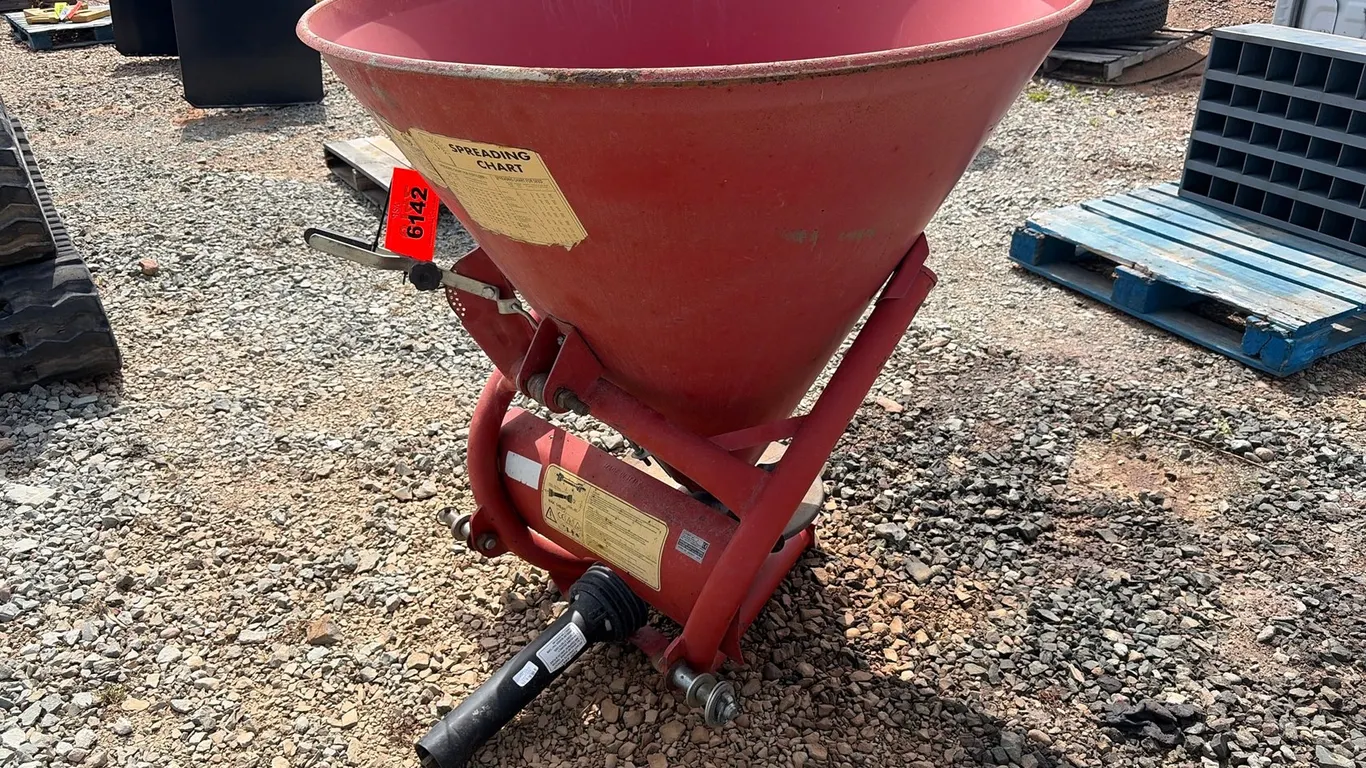 King Kutter Cosmo P Model 3-Point Fertilizer Spreader Attachment
