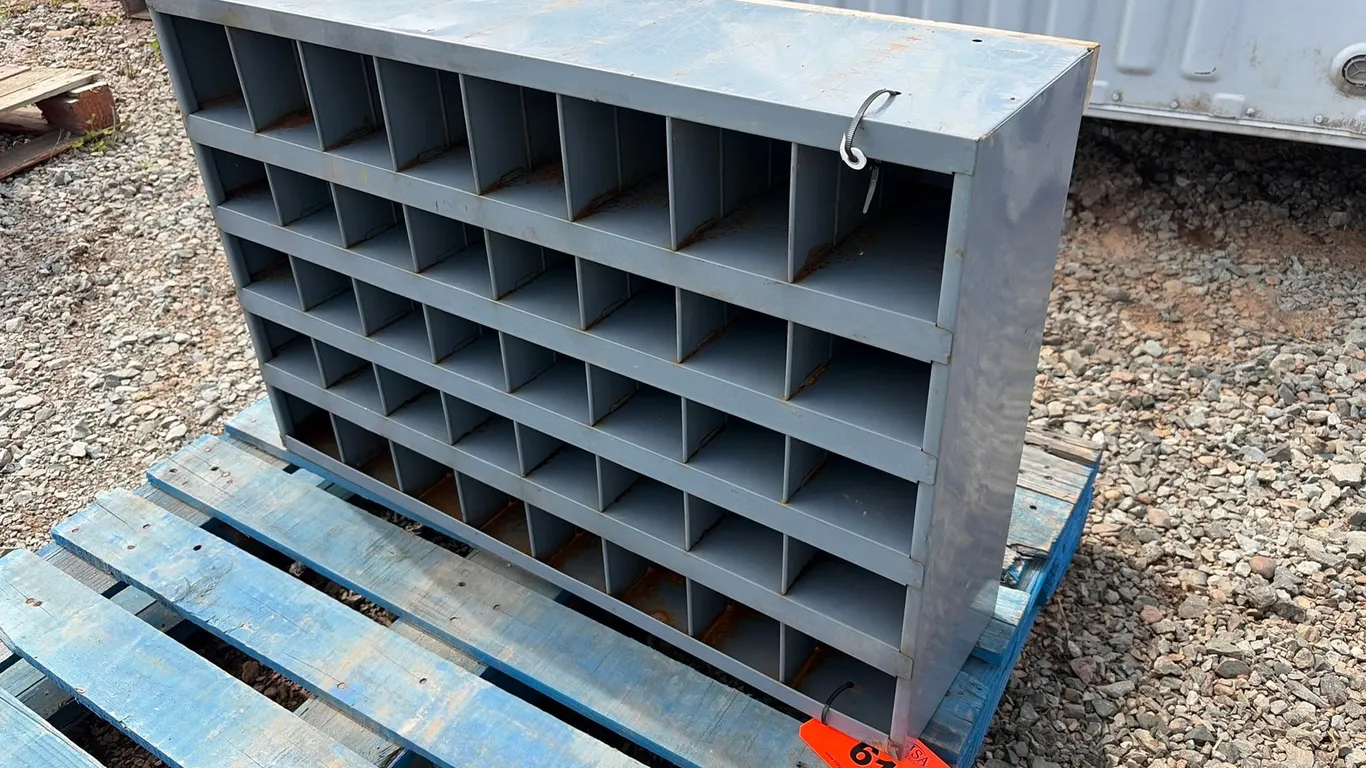 Bolt Cabinet