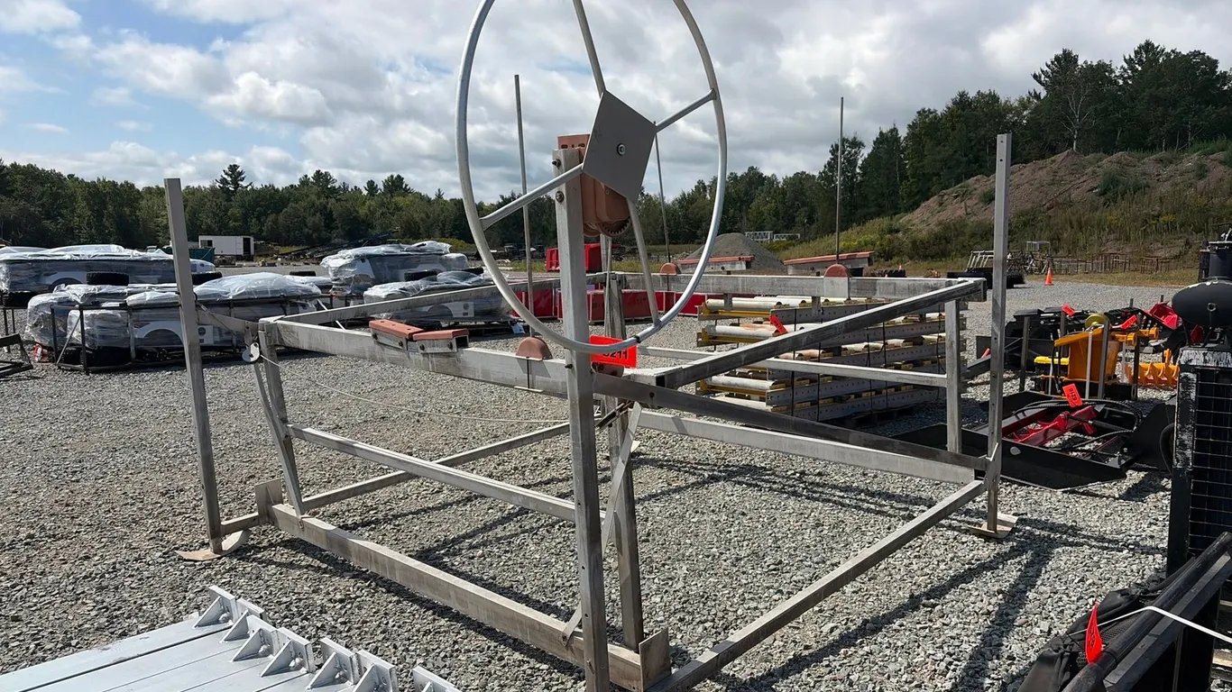 Shore Masters Boat Lift