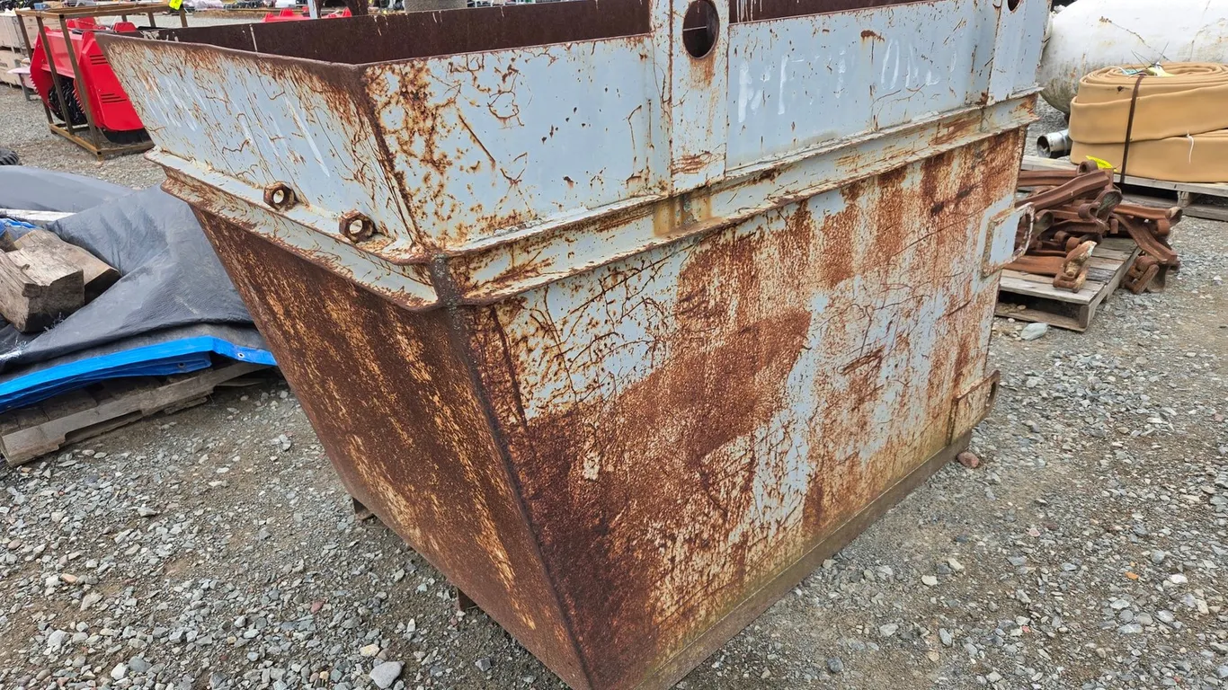 Forkable Dumpster