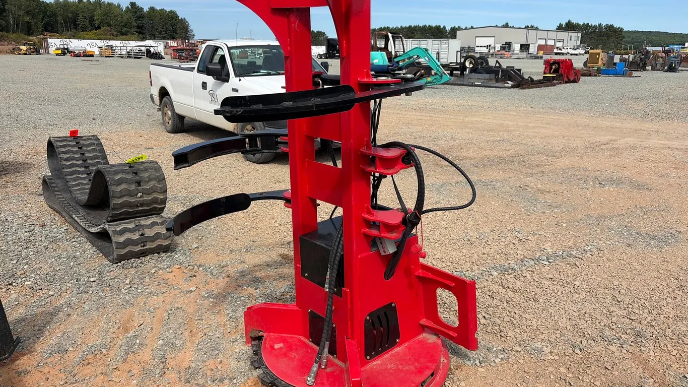 Unused GIYI FB30 Skid Steer Feller Buncher Attachment