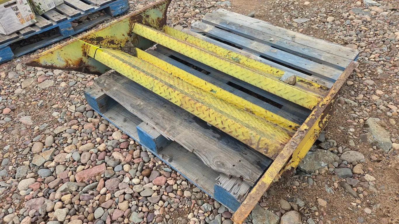 Metal Steps