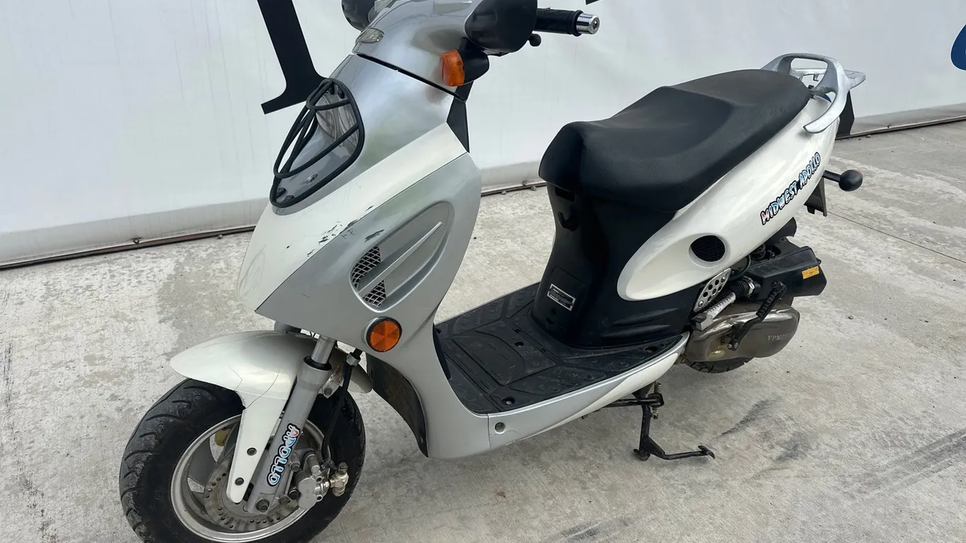 2005 Venus Pacific 50cc Moped