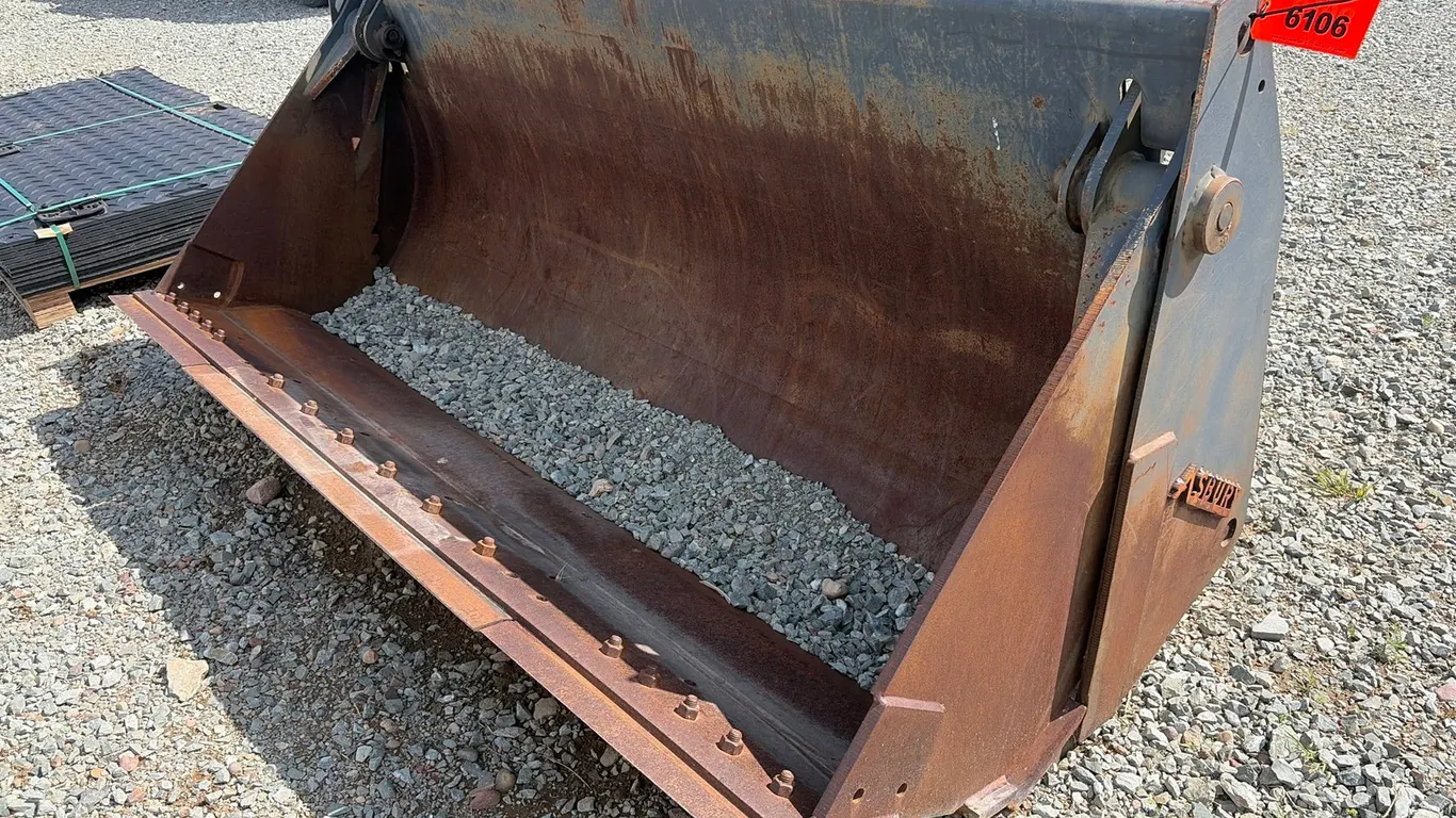 Approx. 102" Asbury ACS Loader Combination Bucket