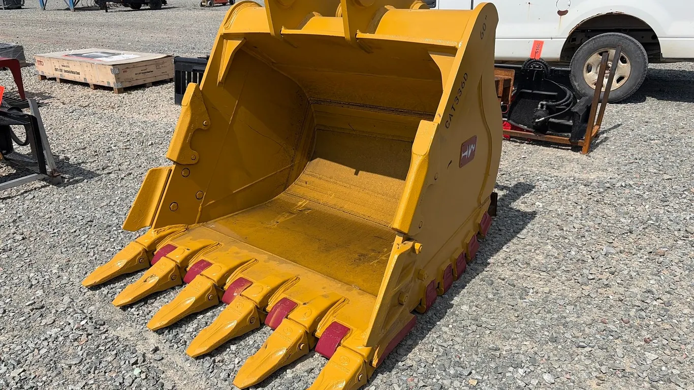 Approx. 60" Unused Hardox Wearparts 60" ExcavatNoor Bucket