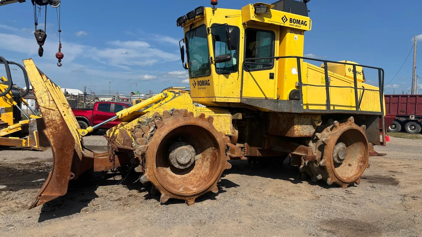 2015 Bomag BC572-1172 Land Compactor