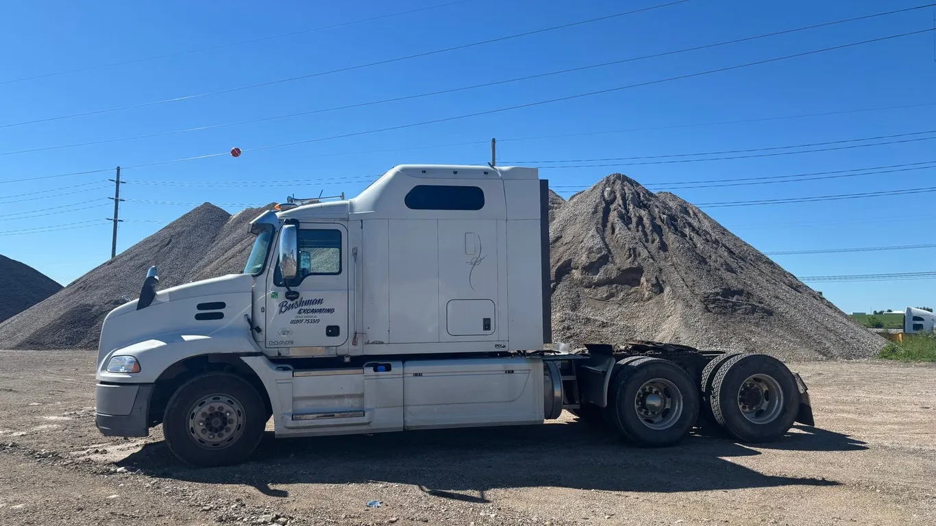 2015 Mack CXU600 Sleeper Cab Truck Tractor
