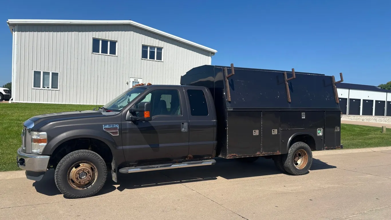2009 Ford F350 Service Truck