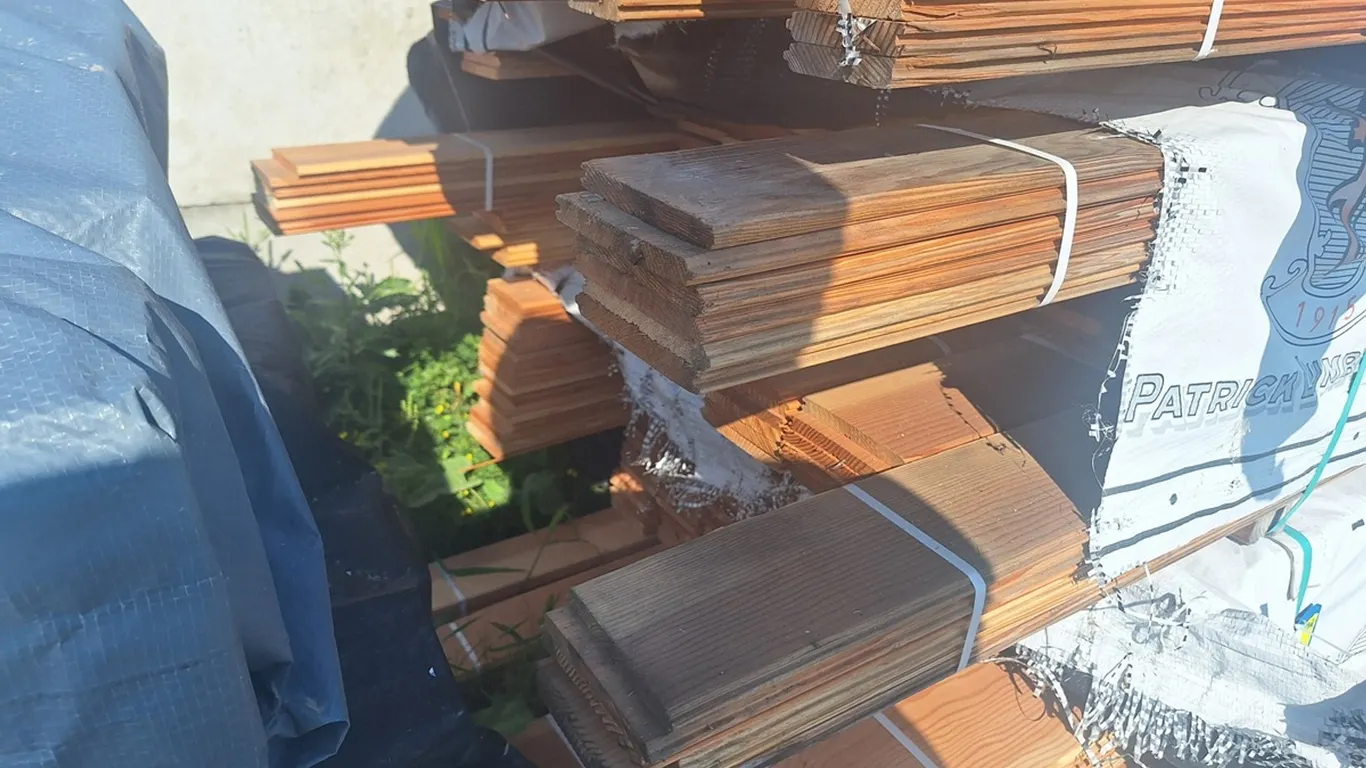 Douglas Fir 1"x6" DEE VG Combo Ceiling KD, 3' to 5' Lengths, 636 Linear Feet, 265 Sq. Ft.