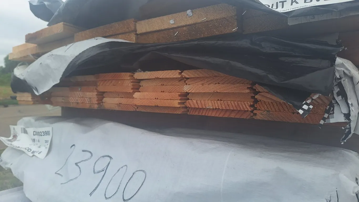Douglas Fir 1"x6" C/Btr MG Combo Ceiling KD, 6' Lengths, 288 Linear Feet, 120 Sq. Ft.