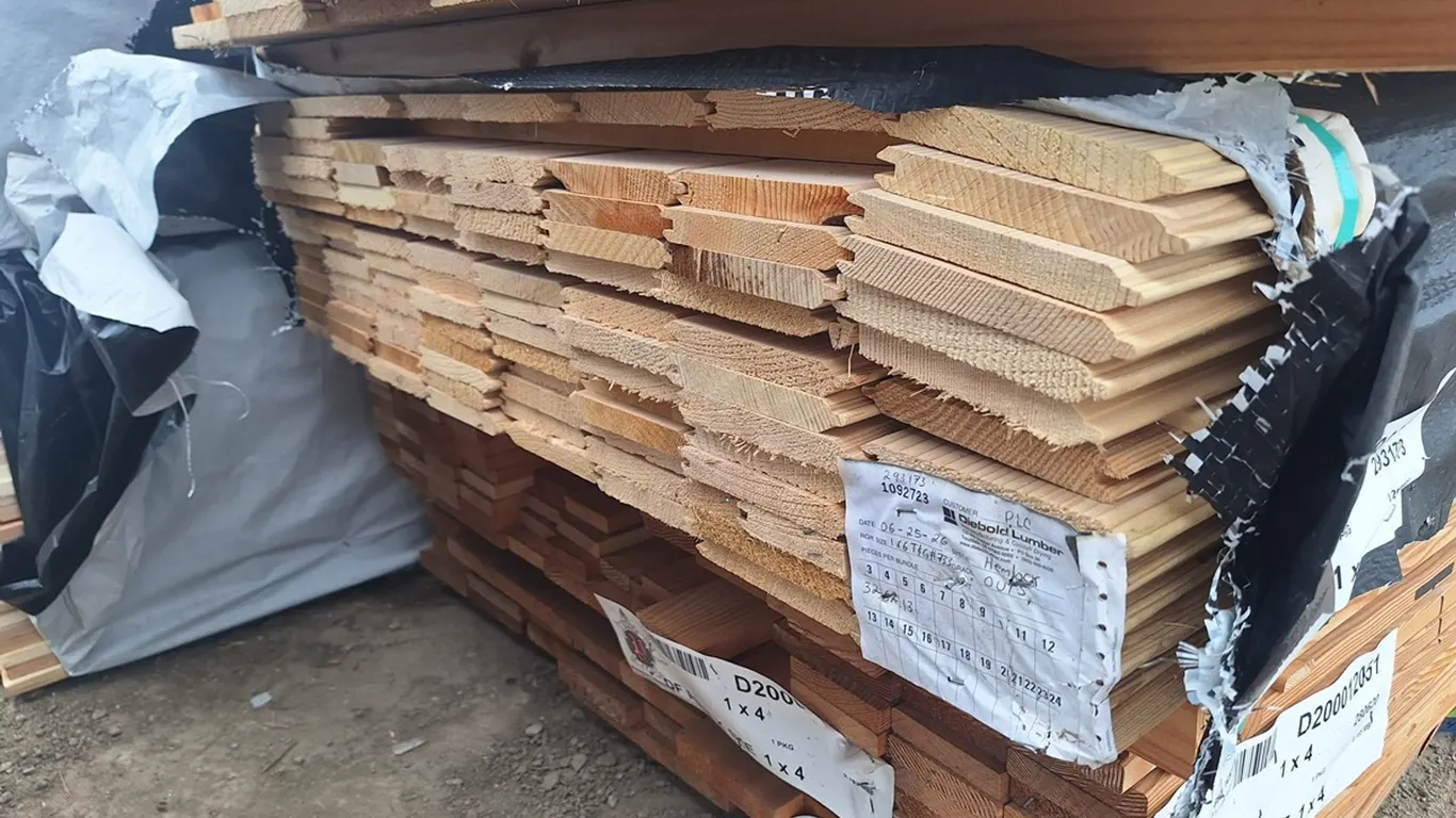 Hemlock 1"x6" Outs, Tongue and Groove, 3' to 5' Lengths, 409 Linear Feet, 170 Sq. Ft.