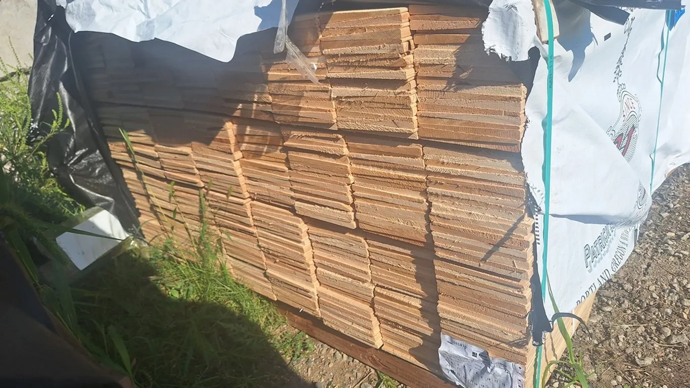 Hemlock 1"x6" C/Btr VG Bevel Siding KD, 3' to 5' Lengths, 2140 Linear Feet