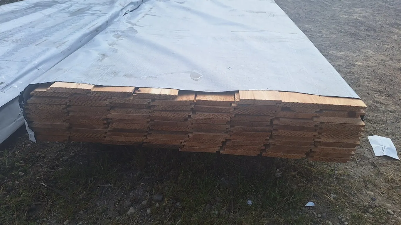 Cedar 1"x6" Utility Shiplap Fine Line KD, 12' Lengths, 1032 Linear Feet, 430 Sq. Ft.