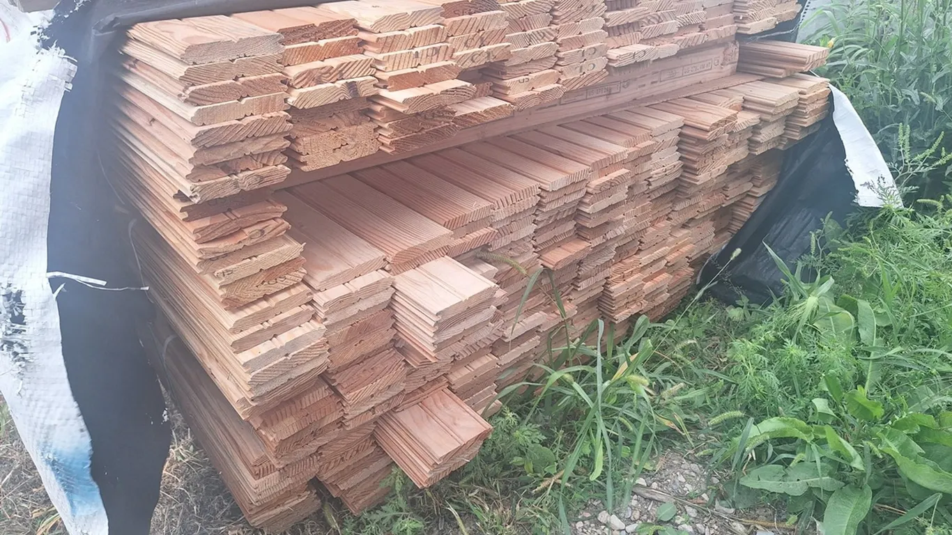 Douglas Fir 1"x4" Combo Ceiling KD, 6' to 10' Lengths, 3728 Linear Feet, 986 Sq. Ft.