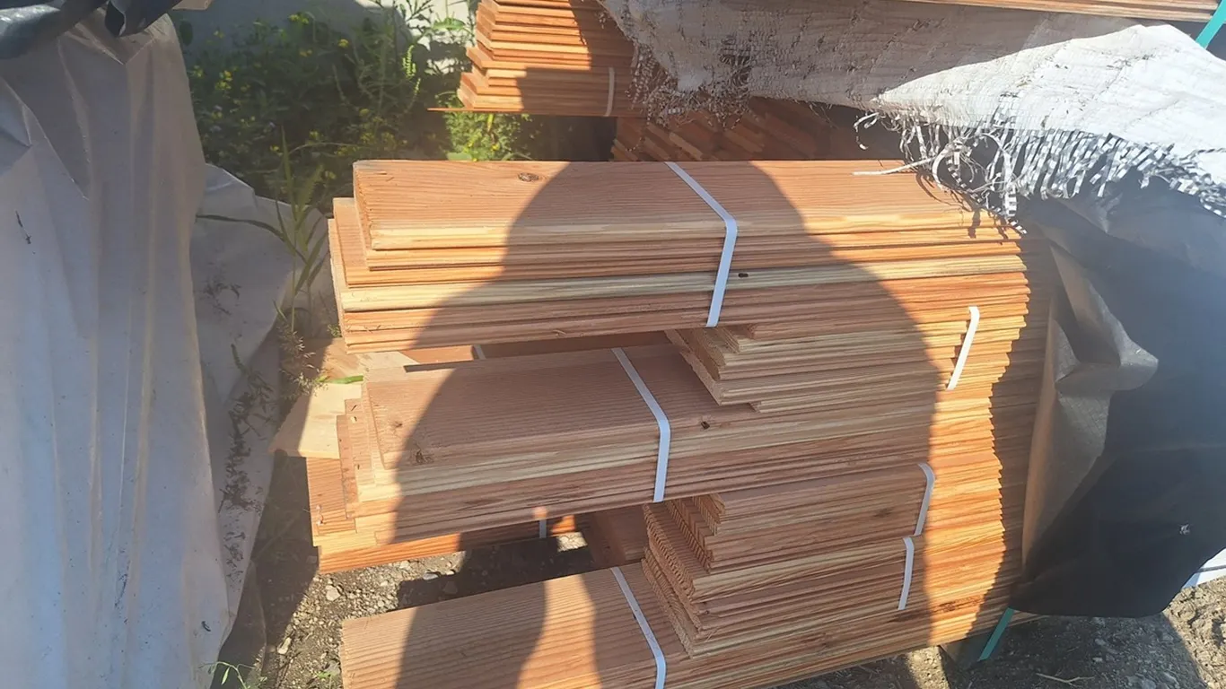 Douglas Fir 1"x6" DEE VG Combo Ceiling KD, 3' to 5' Lengths, 1146 Linear Feet, 477 Sq. Ft.