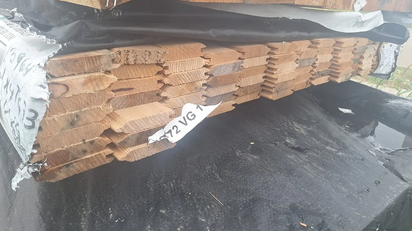Hemlock 1"x4" Outs, 0 and Btr VG S4S, 6' to 10' Lengths, 588 Linear Feet