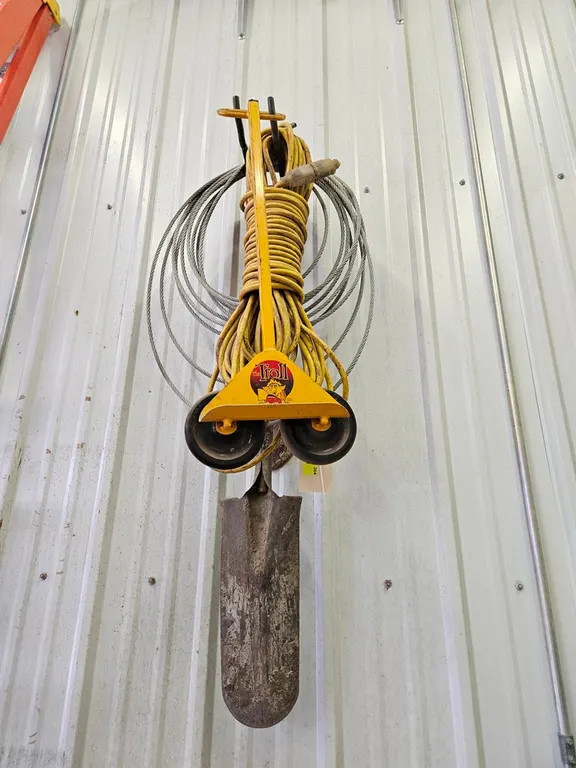 Troll Panel Cart, Extension Cord, Shovels