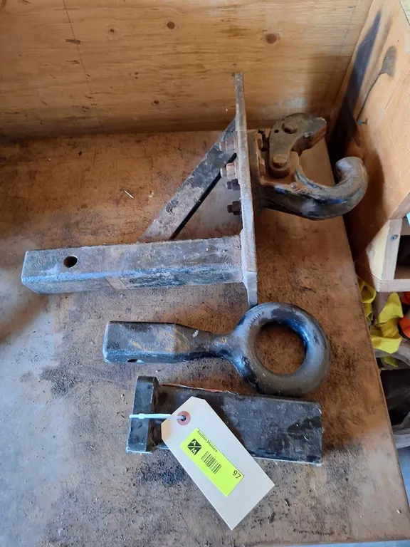 Assorted Heavy Duty Hitch Parts