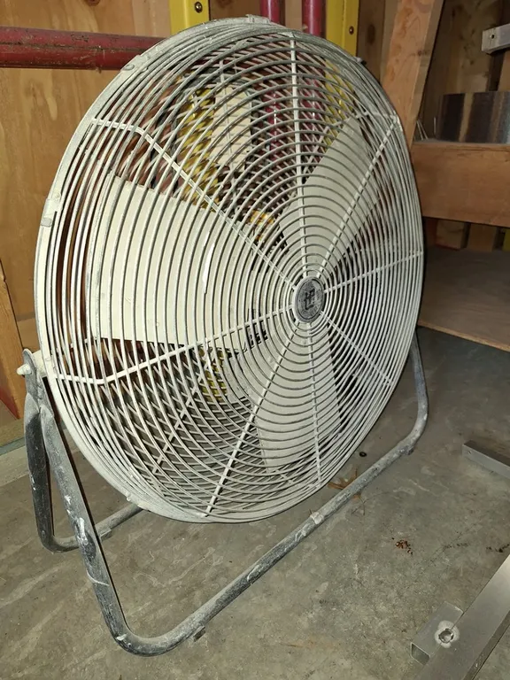 TPI 24" Fan