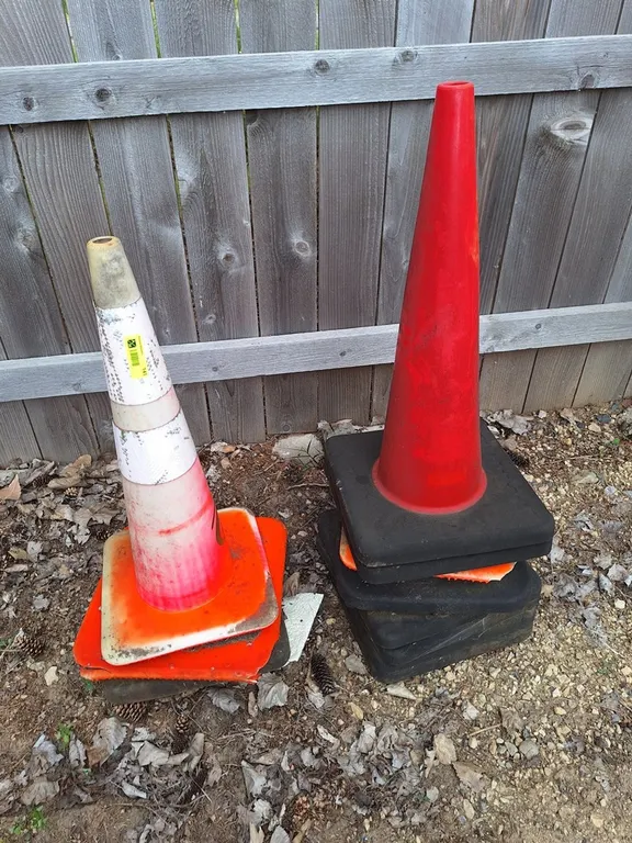12 Traffic Cones
