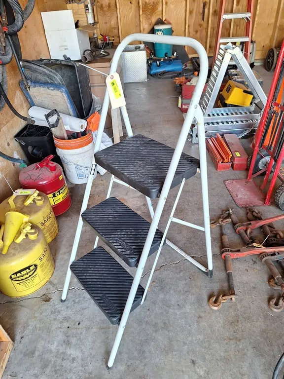 3 Tier Step Ladder