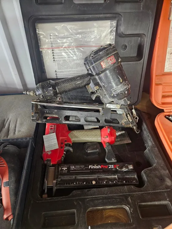 2 Senco Pneumatic Finish Nailers