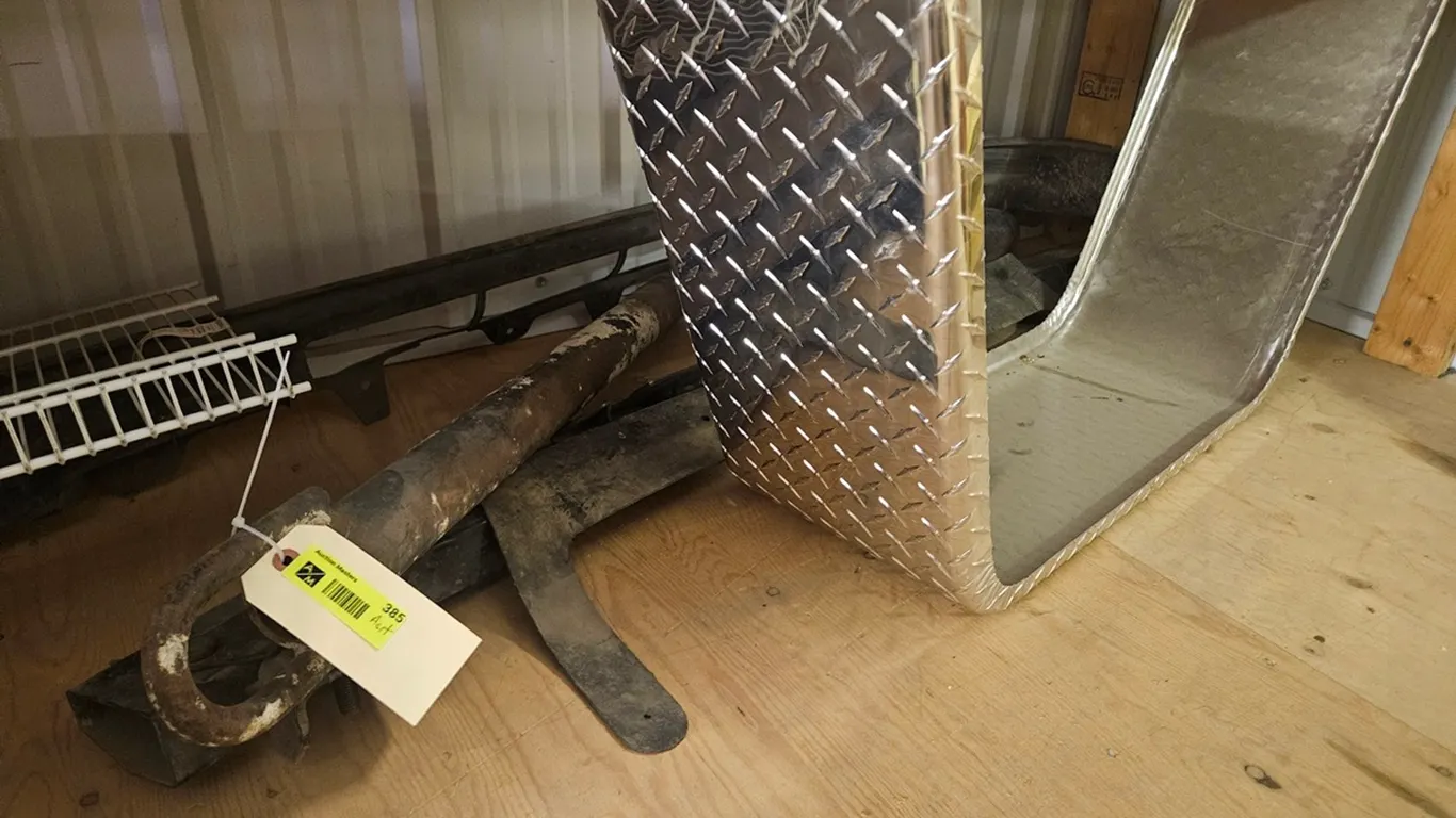 Assorted Auto/Trailer Parts