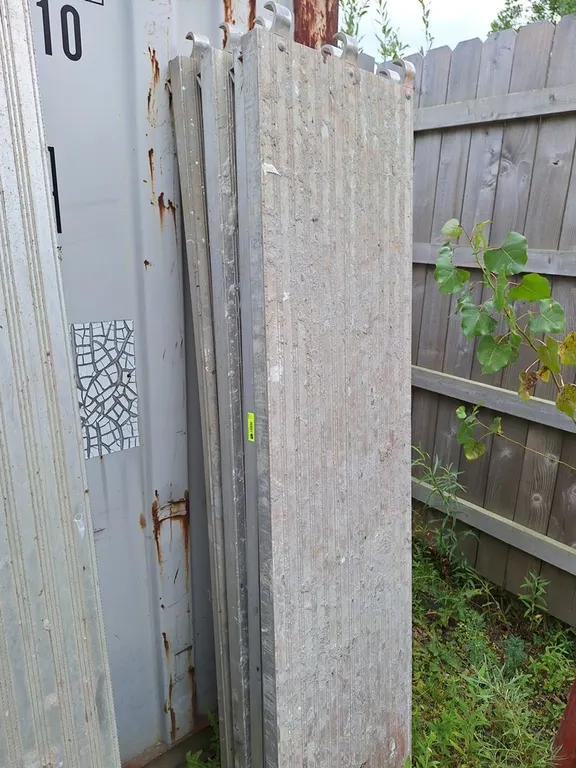 4 Aluminum Scaffolding Planks, 19"x80"