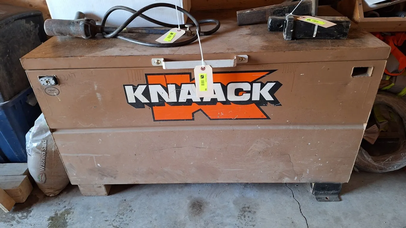 Knaack Gang Box, 48"x24"x28"