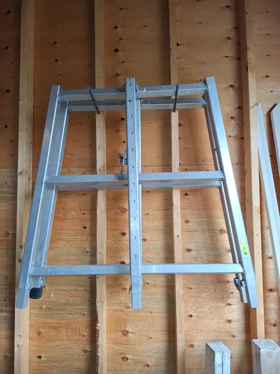 2 Aluminum Tripod Bases
