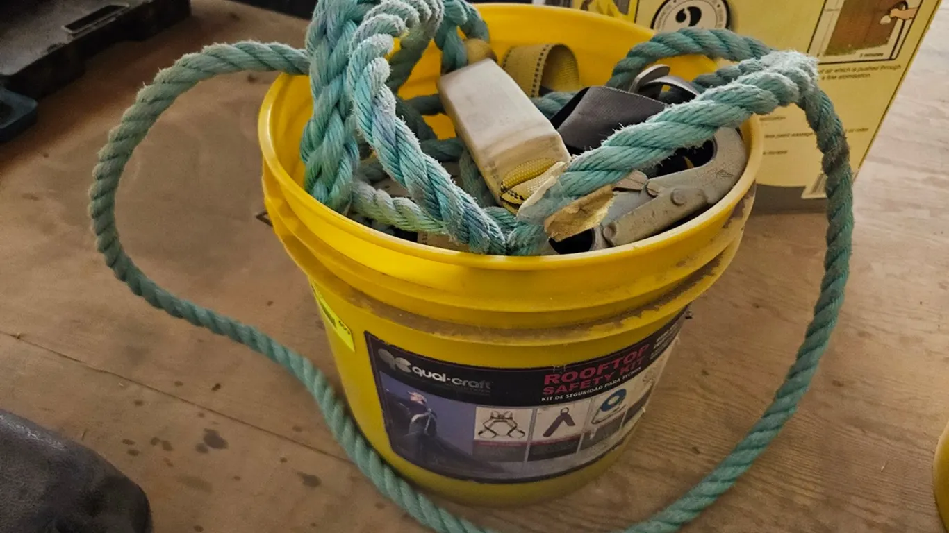 Rooftop Safety Kit