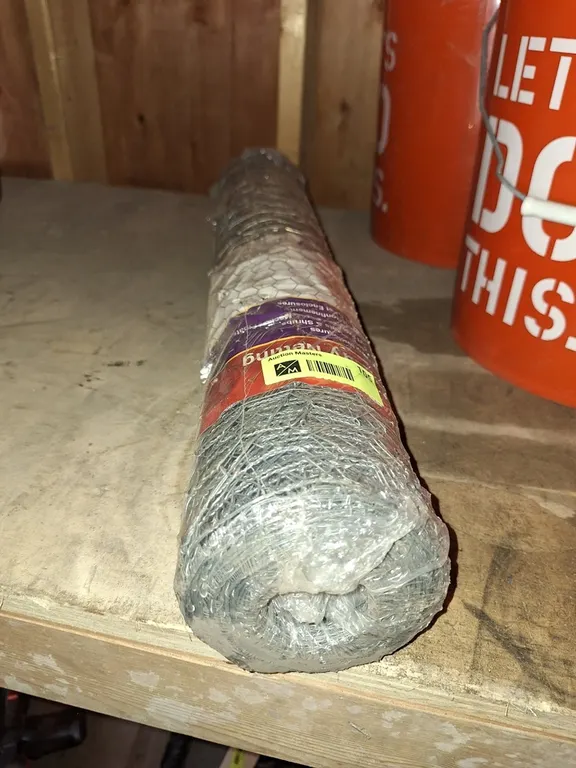 Roll of Poultry Netting, 24" Tall